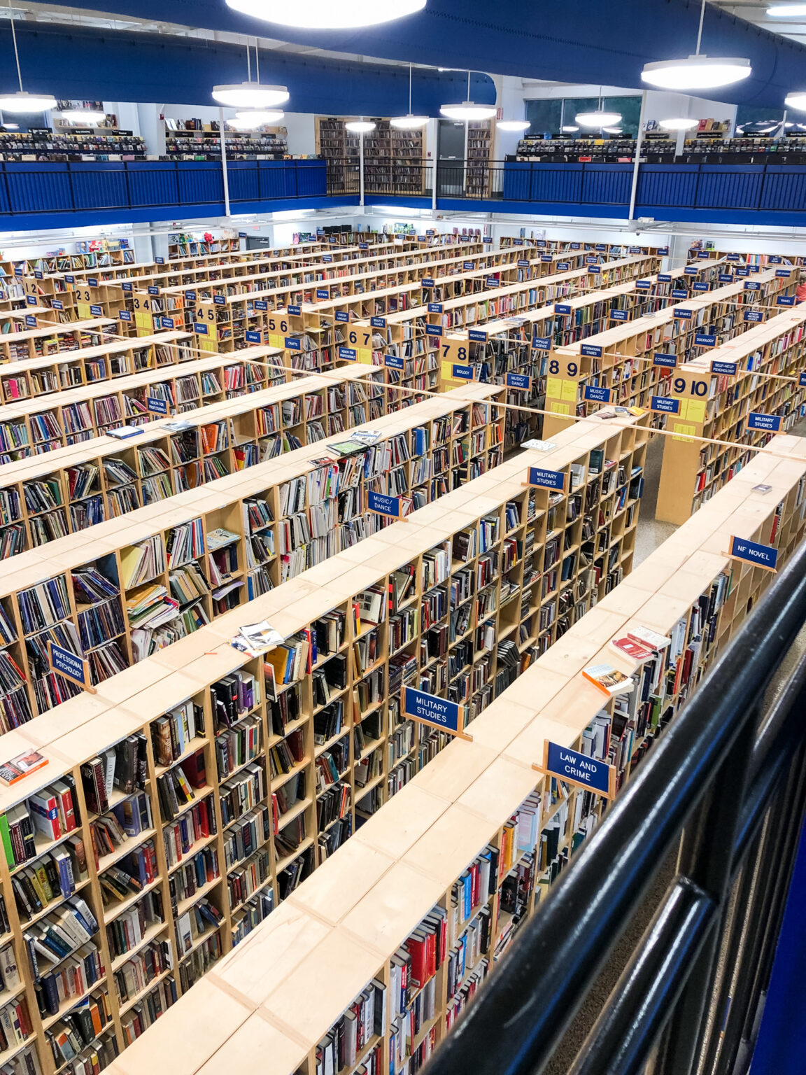 What to Expect When Visiting McKay's Used Bookstore Nashville