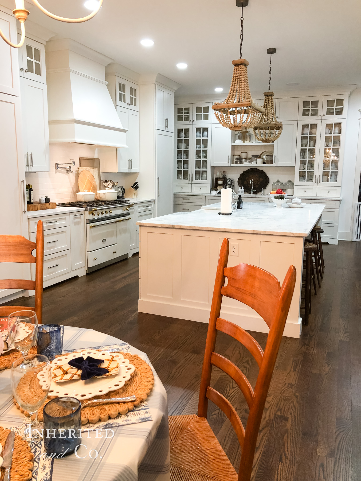 Custom Designed Entertainer's Kitchen