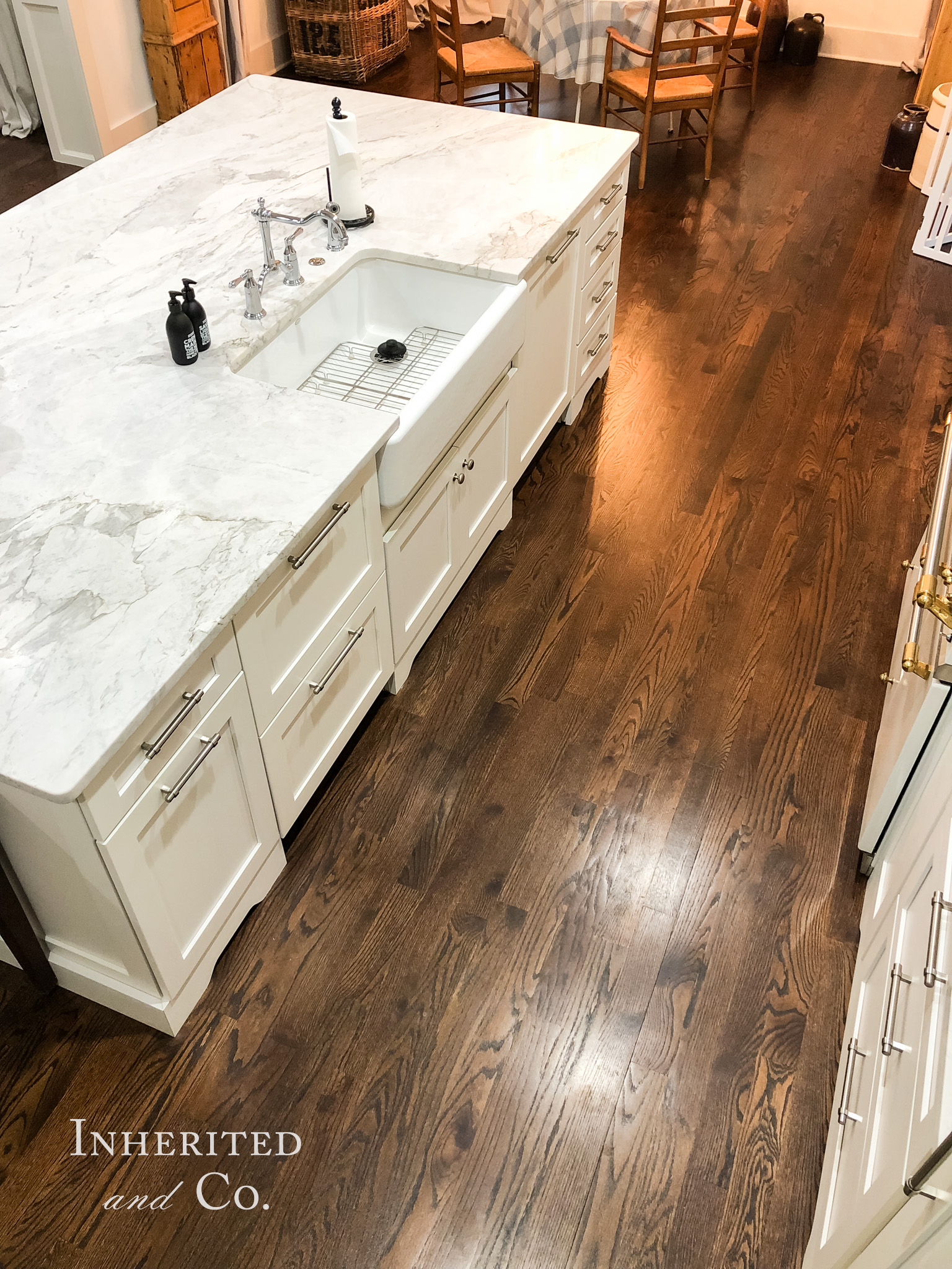 Kitchen Island with Farmhouse Sink and Marble Countertops